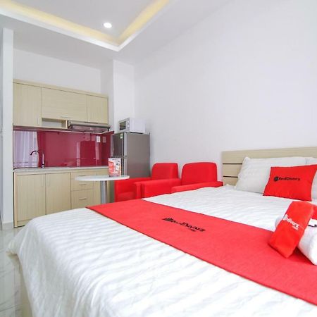 Reddoorz Near Quan Khu 7 Stadium Ho Chi Minh-stad Buitenkant foto