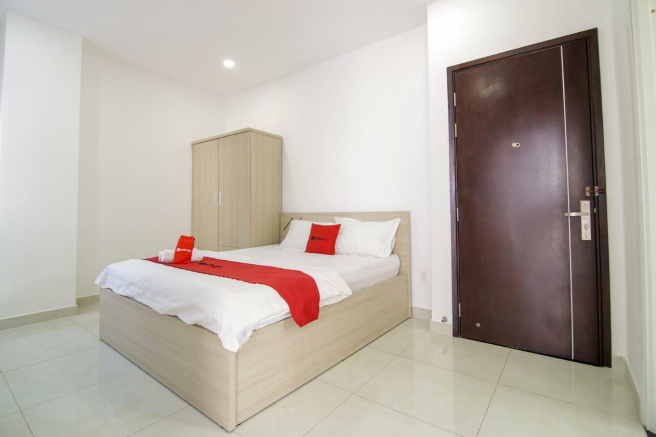 Reddoorz Near Quan Khu 7 Stadium Ho Chi Minh-stad Buitenkant foto