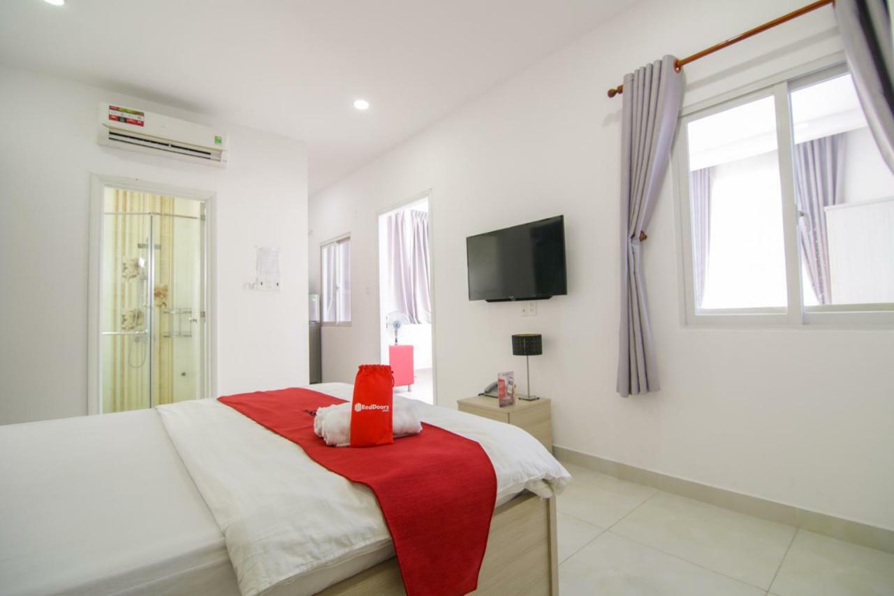 Reddoorz Near Quan Khu 7 Stadium Ho Chi Minh-stad Buitenkant foto